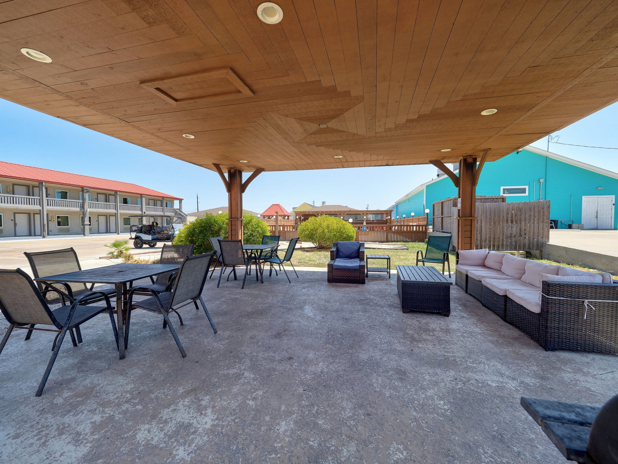 Patio 4 scaled 1